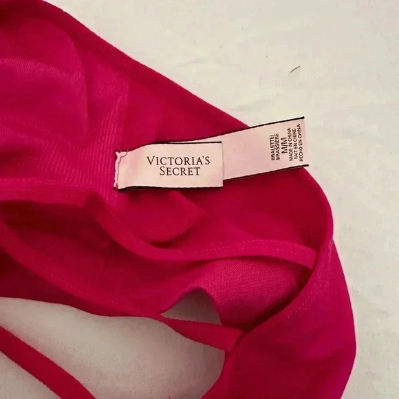 Victoria's Secrets Seamless Pink High Neck Cut Out Strappy Bralette. Medium - Picture 6 of 9